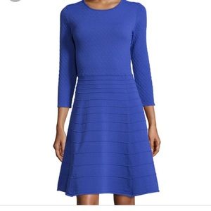 ❤️SOLD, Tahari “ Mary” dress💕